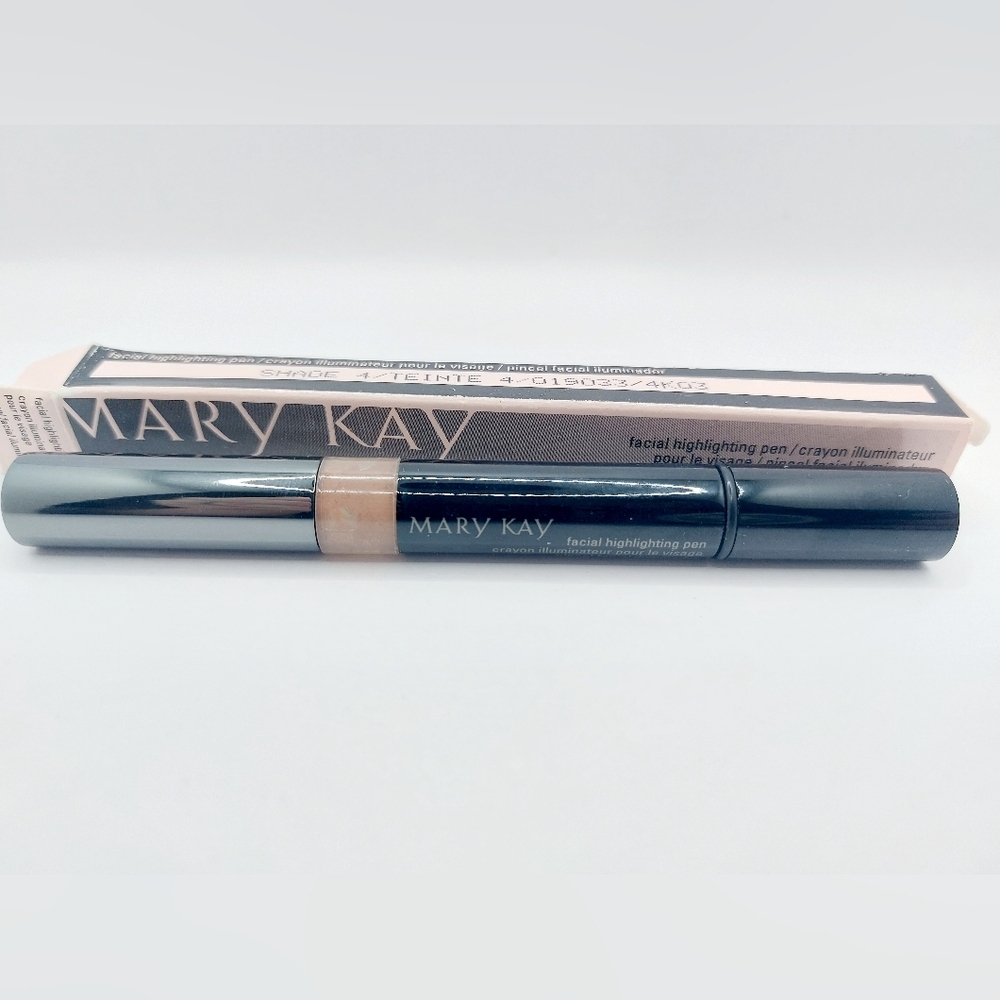 Mary Kay Facial Highlighting Pen Illuminator Highlighter‎ Shade 4